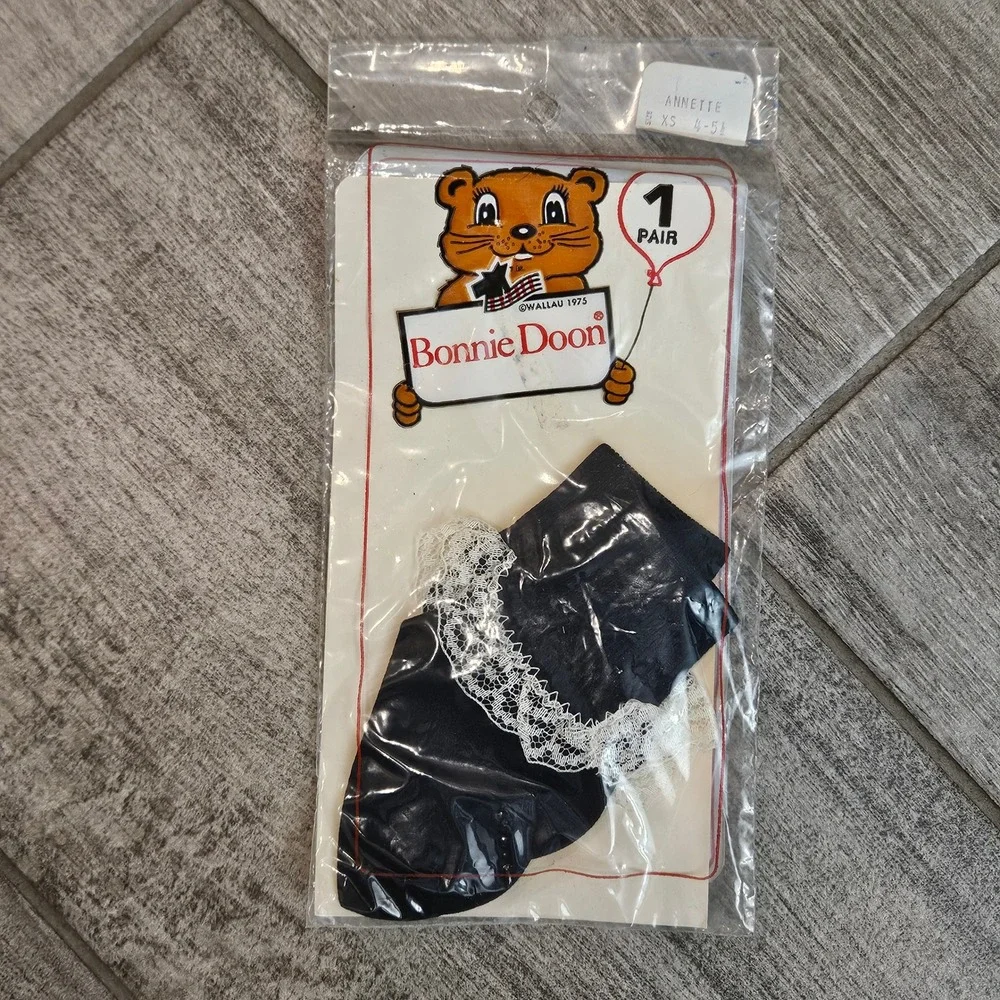 Bonnie Doon Ruffle Socks Infants XS Navy Blue Lace Vintage 1975 NEW Deadstock